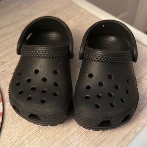 Toddler Black Crocs sz 8